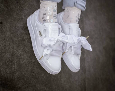 彪马 Puma  蕾哈娜白色蝴蝶结纯白丝带...
