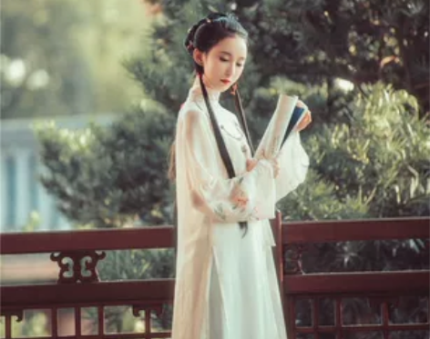 全套全新仅试穿!兰若庭汉服海棠春套装M码海...