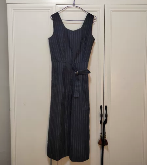 职业装连体裤，全新29包邮。m码 感兴趣的...