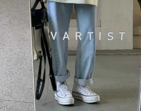 荒荒家 百搭浅蓝色牛仔裤2020冬季新款高...