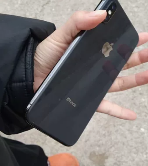 #iPhone X 美版无锁,屏幕换过不...