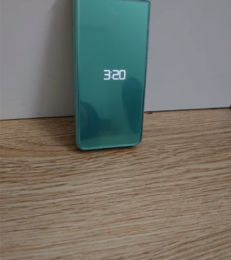 夏普601sh，初音绿学生戒网手机，无锁，...