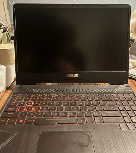 华硕的飞行堡垒买的时候6000多 现在40...