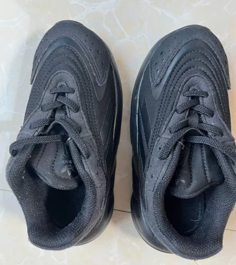 adidas 阿迪儿童鞋 28.5 特别舒...