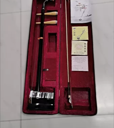 搬家转让1980元苏州二胡 二胡便宜出，苏...