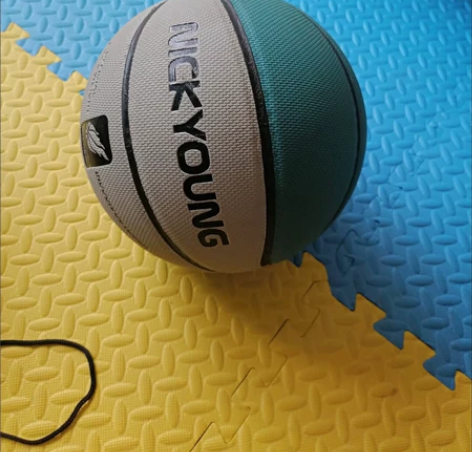 出闲置篮球成人七号球，全新的，没有用过，货...