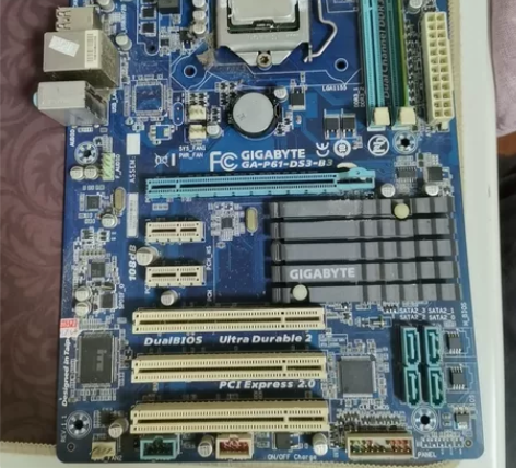 技嘉GA-P61-DS3-B3主板 正常使...