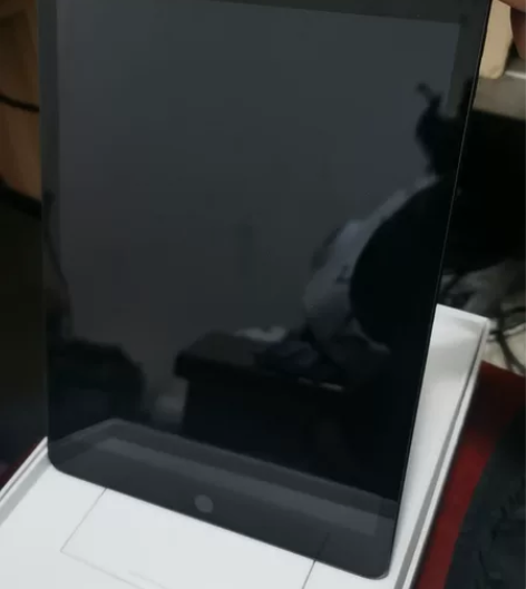 Apple/苹果 iPad 8代 A243...