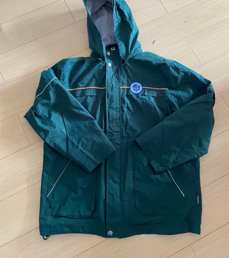 南京秦外冬季校服（无内胆）175码 感兴趣...