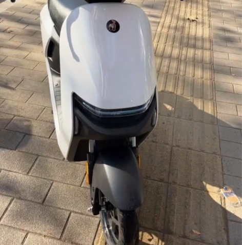 九号N70C，搭载60V20A电池，22年...