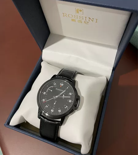 罗西尼手表 带过一个月，一直放在包装盒里，...