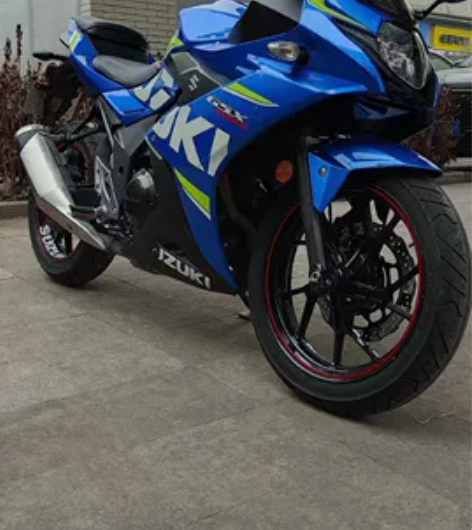 铃木gsx250，低价出售九五新二手摩托车...