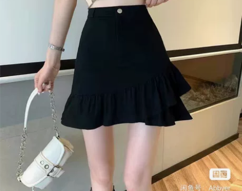 【转卖】百褶裙2022新款秋冬防走光弹力垂...