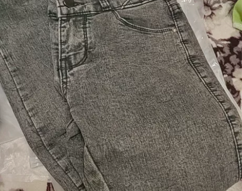 深灰色紧身小脚裤铅笔裤牛仔裤 全新吊牌已拆...