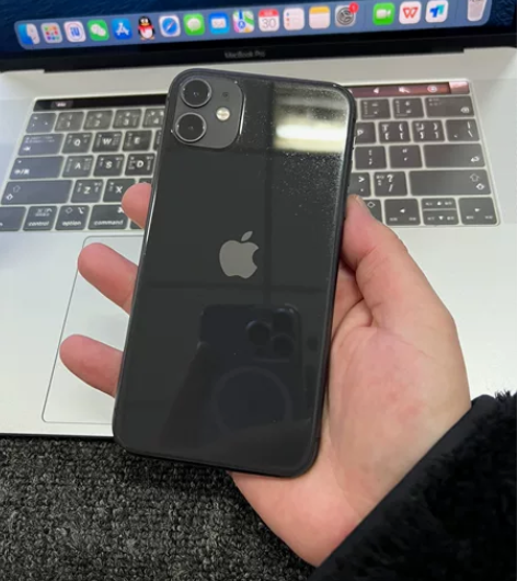 苹果11 128黑国行双卡纯原装无修，电池...