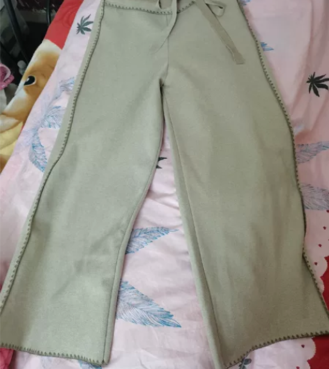 米灰色毛呢阔腿裤质量很好八成新 感兴趣的话...