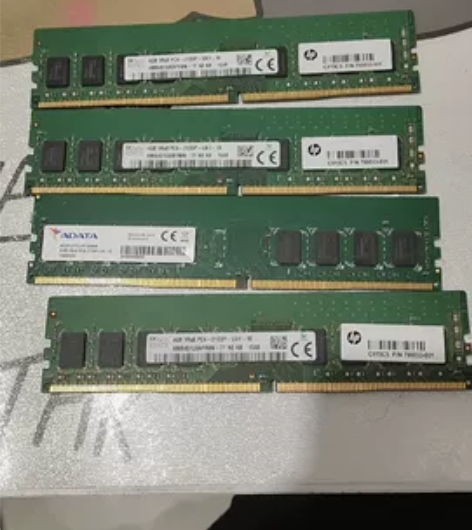 四条DDR4  4G原装拆机内存，全部正常...