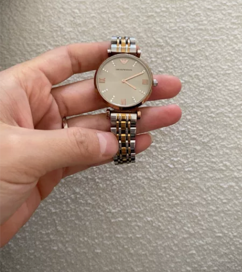 阿玛尼手表，闲置，低价 感兴趣的话点“我想...