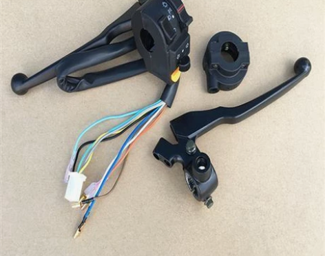 适用本田WIN100鹰仔100飞鹰摩托车开...