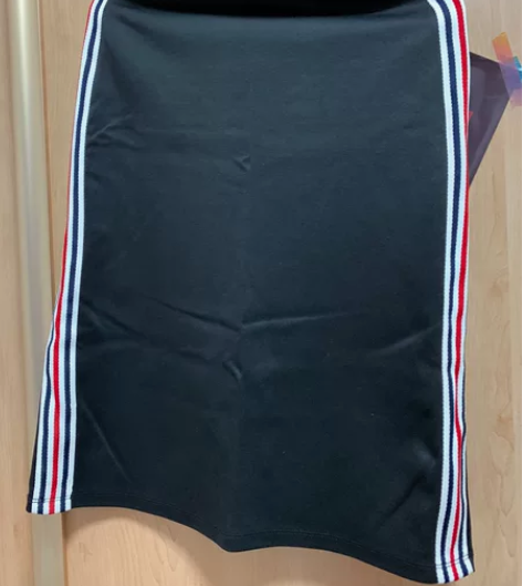 6ixty8ight 中长款运动风短裙 s...