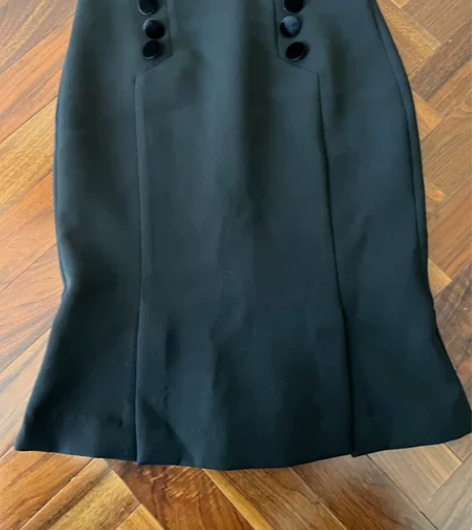 中裙腰围36裙长55 感兴趣的话点“我想要...