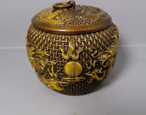 古玩铜器收藏,纯铜鎏金龙凤茶叶罐,工艺精湛...
