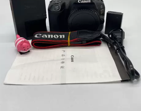 佳能 EOS 200D 经检测：该套机油光...