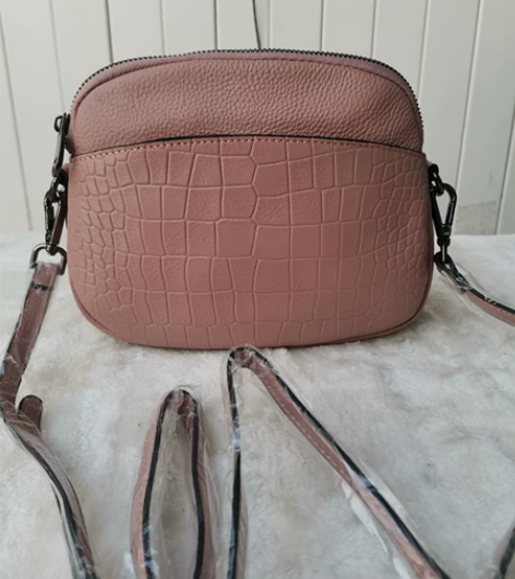 全新女士头层牛皮包包斜挎包单肩包贝壳包裸粉...