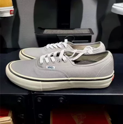 ［断码清仓］42码168元 范斯/Vans...