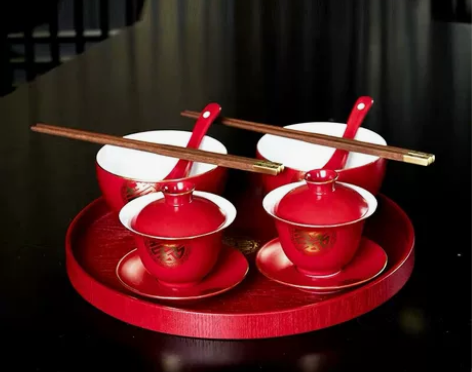 结婚 喜碗喜茶杯套装 含托盘 婚礼当天仅拍照使用过 现出。成...