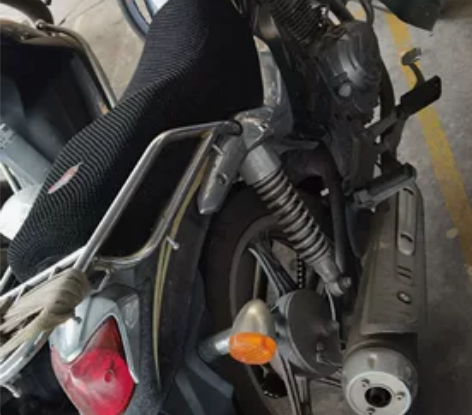 豪爵宝逸摩托车7年了，共骑4万多公里，包过...