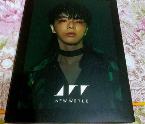 华晨宇新专辑 第三批官方正版《新世界NEW...