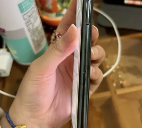 苹果11pro 256g，实体店购买，使用...