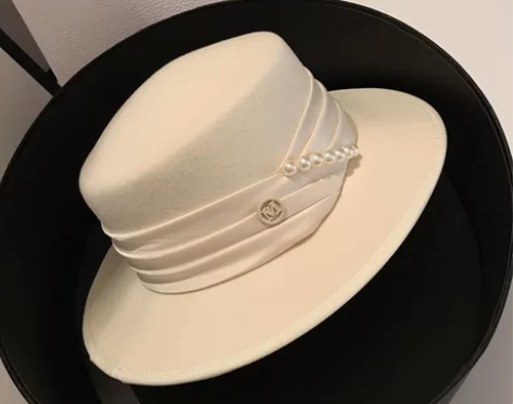 法式时尚羊毛呢礼帽女秋冬优雅白色宽檐平顶帽...