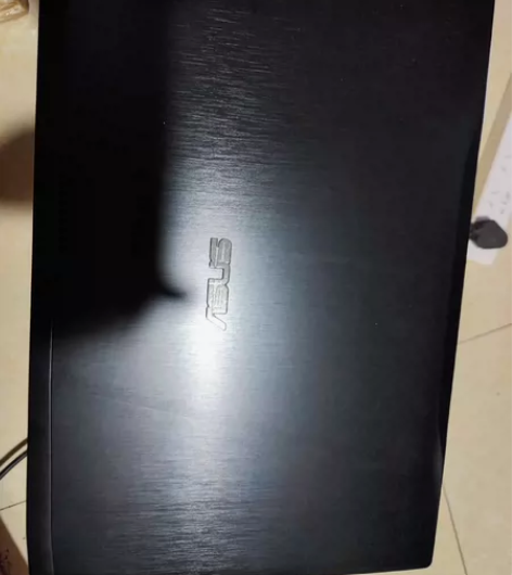 出华硕个人自用飞行堡垒fx60vm笔记本电...