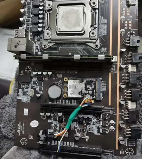 x79主板 5卡的 买主板眼瞎买错了卖家不...