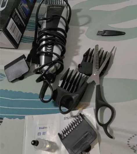 真汉子电动理发器 推子+剪刀+围布 齐全一...