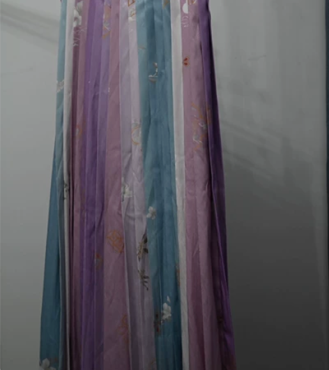 兰若庭百迭裙,s码,几乎全新,汉服处理,因...