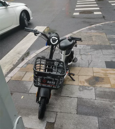 很新的自用台铃 48v12a电动车 7月份...