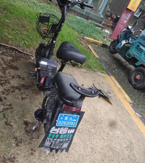台铃电动车 外观不错  电瓶不能用力以旧换...