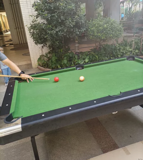 精美台球桌低价处理 感兴趣的话点“我想要”...
