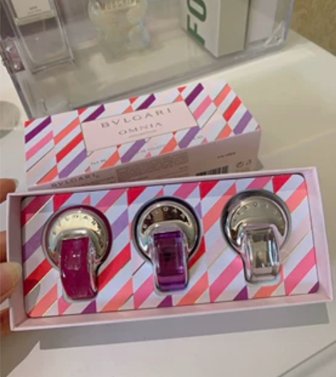 正品宝格丽香水三件套全新，一次下单三千多的...