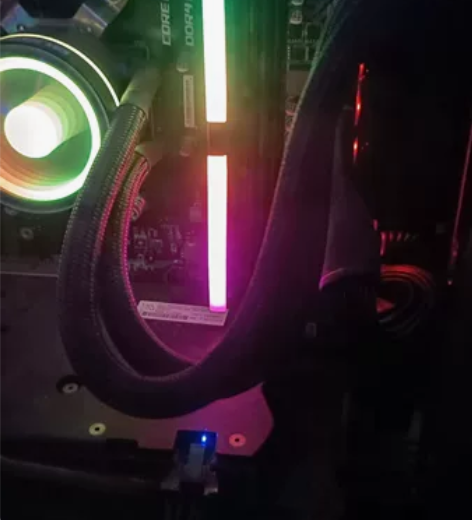 光威内存 深渊8g 3200  红色 单条...