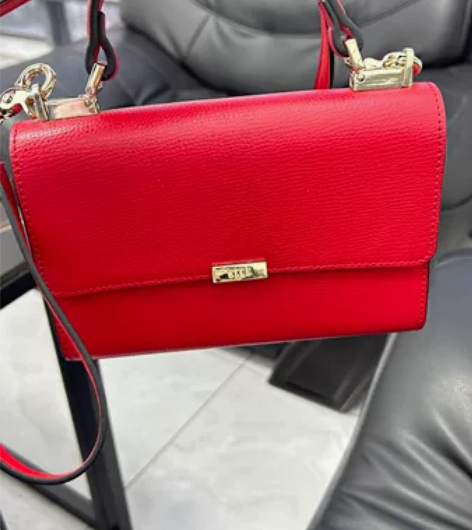 ELLE女包新款斜挎铆钉单肩拼色手提包女6...