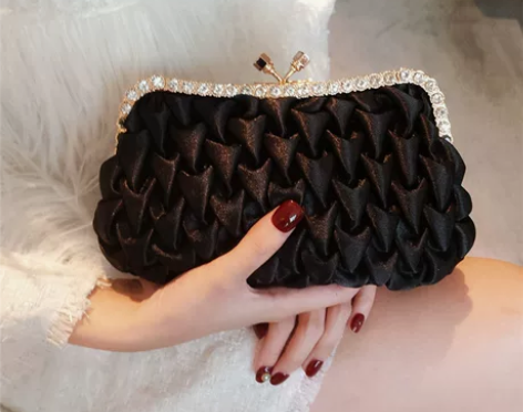 2022新款名媛晚宴包气质手拿包水钻绸缎宴...