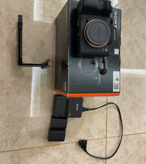 国行索尼A7R3全幅微单机身(不带pd快拆...