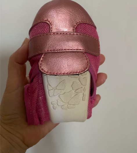 全新软底鞋36码，18元包邮，售出不退不换...