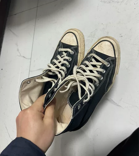 匡威1996，没穿几次，擦擦蛮新 感兴趣的...