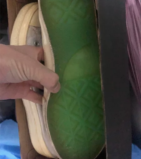 匡威联名可口可乐 八成新 感兴趣的话点“我...