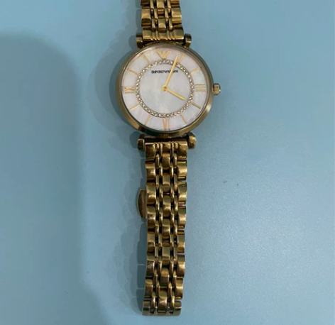 阿玛尼满天星手表，2021年10月份购于北...